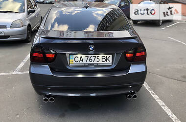 Седан BMW 3 Series 2005 в Черкасах