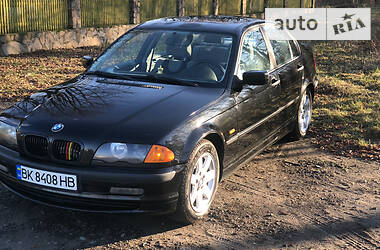 Седан BMW 3 Series 1999 в Рокитном