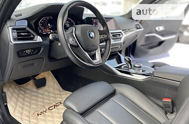 Седан BMW 3 Series 2019 в Киеве