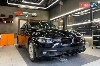 Седан BMW 3 Series 2017 в Одесі