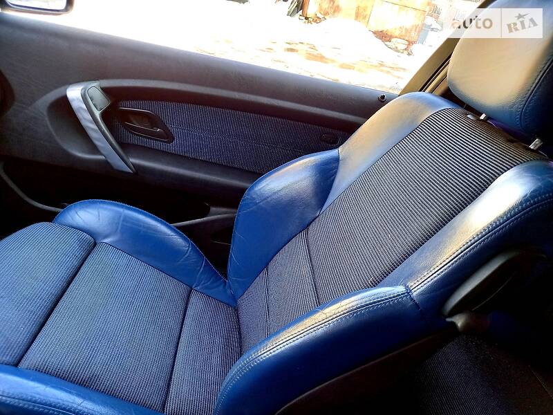 Хетчбек BMW 3 Series 2001 в Вінниці