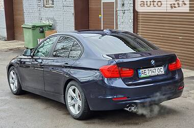 Седан BMW 3 Series 2013 в Днепре