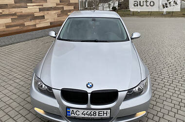 Седан BMW 3 Series 2005 в Владимир-Волынском