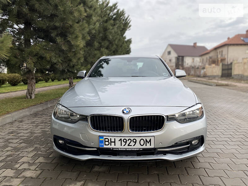 Седан BMW 3 Series 2017 в Одессе