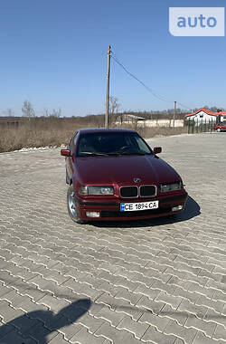 Седан BMW 3 Series 1995 в Черновцах