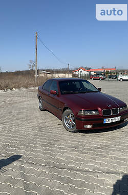 Седан BMW 3 Series 1995 в Черновцах