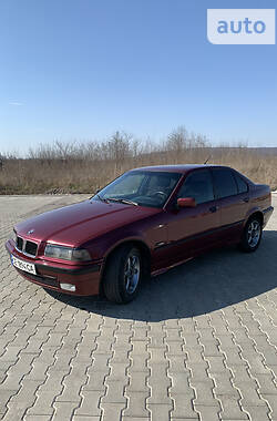 Седан BMW 3 Series 1995 в Черновцах