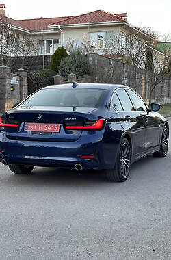 Седан BMW 3 Series 2019 в Ровно