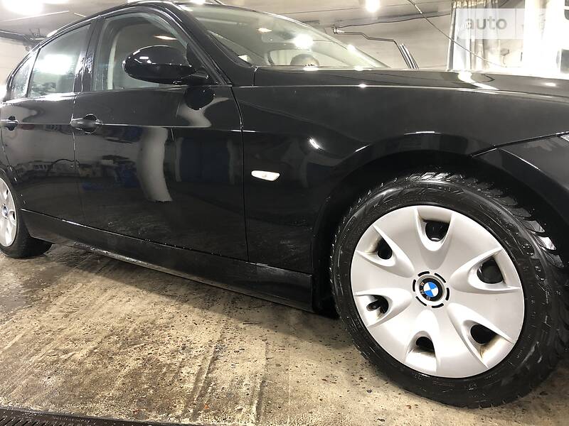 Седан BMW 3 Series 2006 в Києві