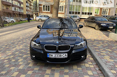 BMW 3 Series 2010