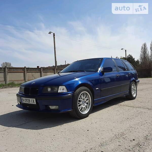 Універсал BMW 3 Series 1998 в Білгороді-Дністровському