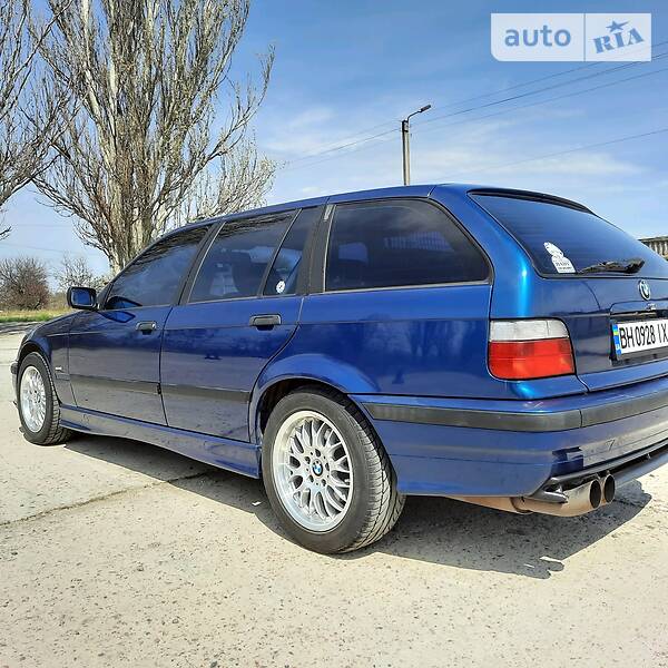 Універсал BMW 3 Series 1998 в Білгороді-Дністровському