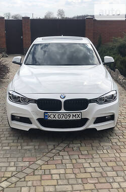 Седан BMW 3 Series 2018 в Харькове