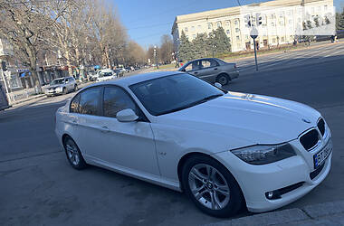 Седан BMW 3 Series 2011 в Херсоні