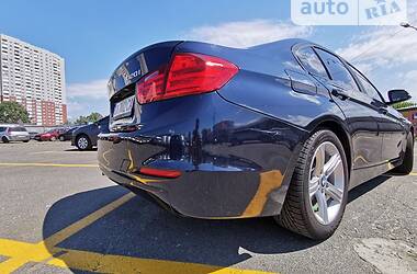 Седан BMW 3 Series 2014 в Киеве