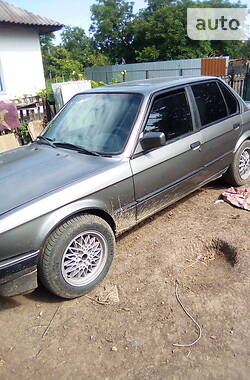 Седан BMW 3 Series 1988 в Монастырище