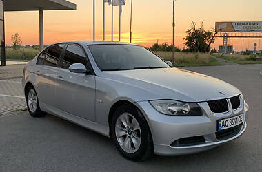 Седан BMW 3 Series 2007 в Ужгороді