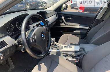 Универсал BMW 3 Series 2010 в Черновцах