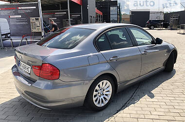 Седан BMW 3 Series 2009 в 