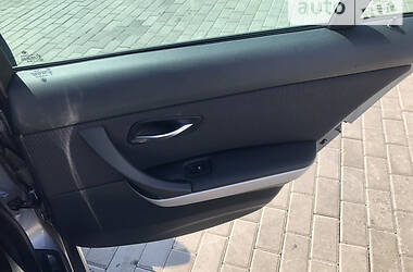 Седан BMW 3 Series 2009 в 