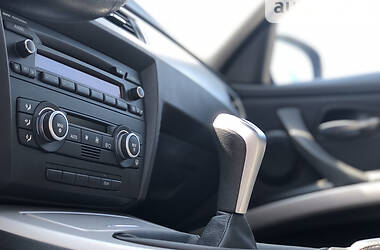 Седан BMW 3 Series 2009 в 