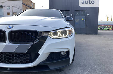 Седан BMW 3 Series 2013 в 