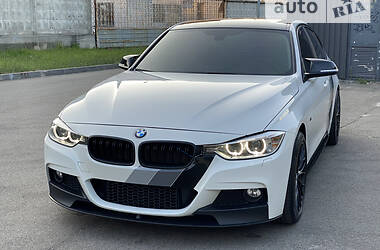 Седан BMW 3 Series 2013 в 