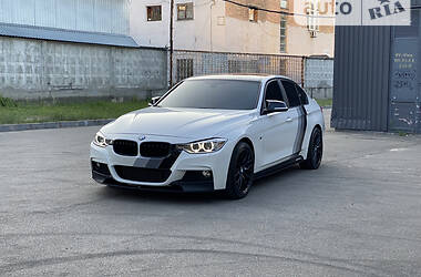Седан BMW 3 Series 2013 в 