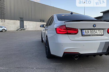 Седан BMW 3 Series 2013 в 