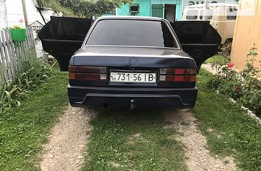 Седан BMW 3 Series 1987 в Ивано-Франковске