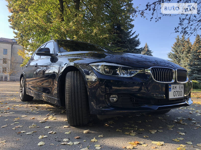 Седан BMW 3 Series 2015 в Коростишеві
