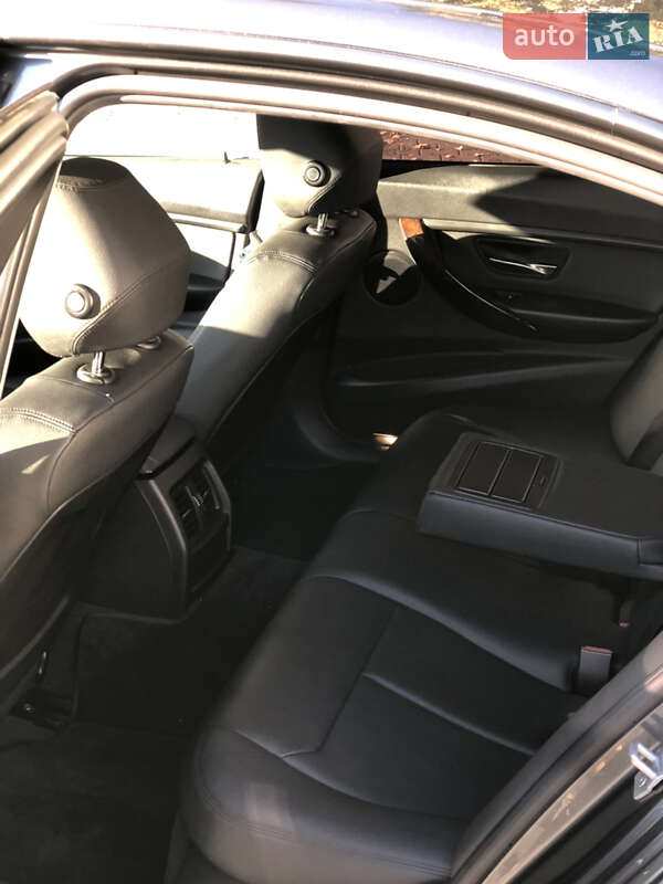 Седан BMW 3 Series 2015 в Києві