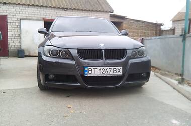 Седан BMW 3 Series 2006 в Генічеську