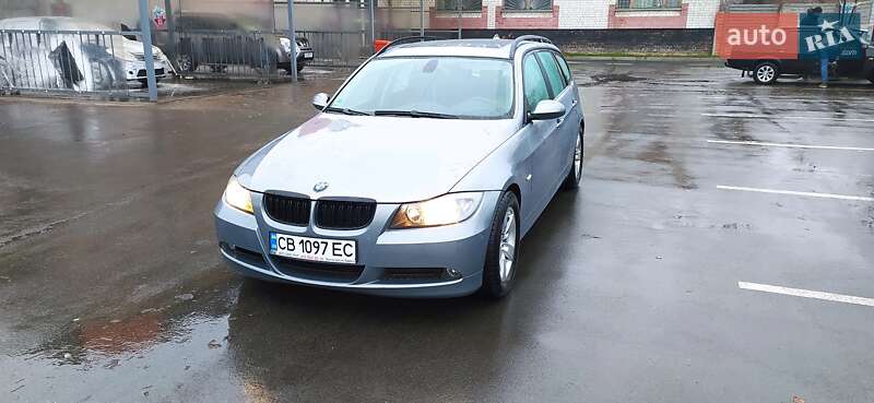 Универсал BMW 3 Series 2008 в Чернигове фото 4 Универсал BMW 3 Series 2008 в Чернигове