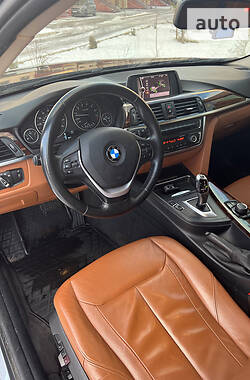 Седан BMW 3 Series 2013 в Львове