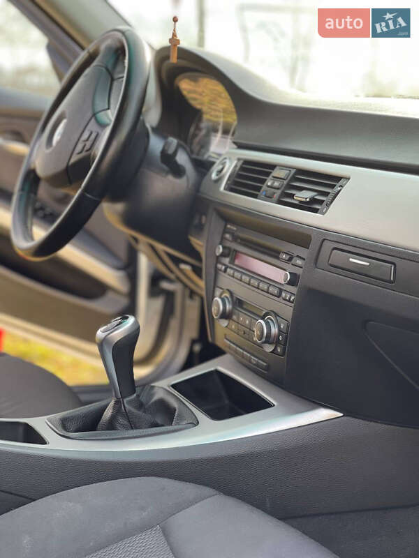 Универсал BMW 3 Series 2011 в Ивано-Франковске