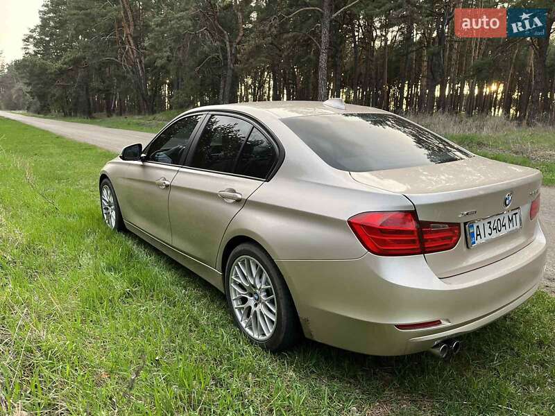 Седан BMW 3 Series 2014 в Баришівка