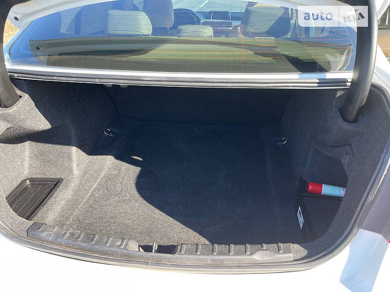 Седан BMW 3 Series 2014 в Львове фото 16 Седан BMW 3 Series 2014 в Львове