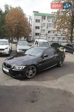 Купе BMW 3 Series 2011 в Киеве