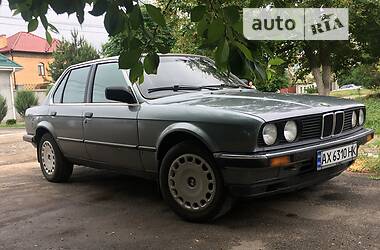 Седан BMW 3 Series 1985 в Николаеве