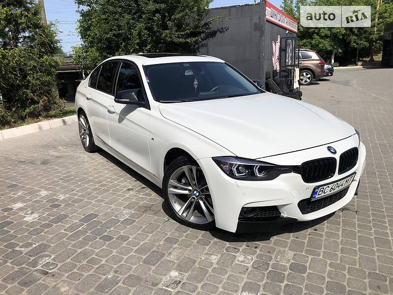 Седан BMW 3 Series 2015 в Львове