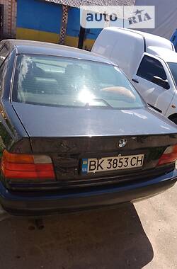 Седан BMW 3 Series 1996 в Рівному