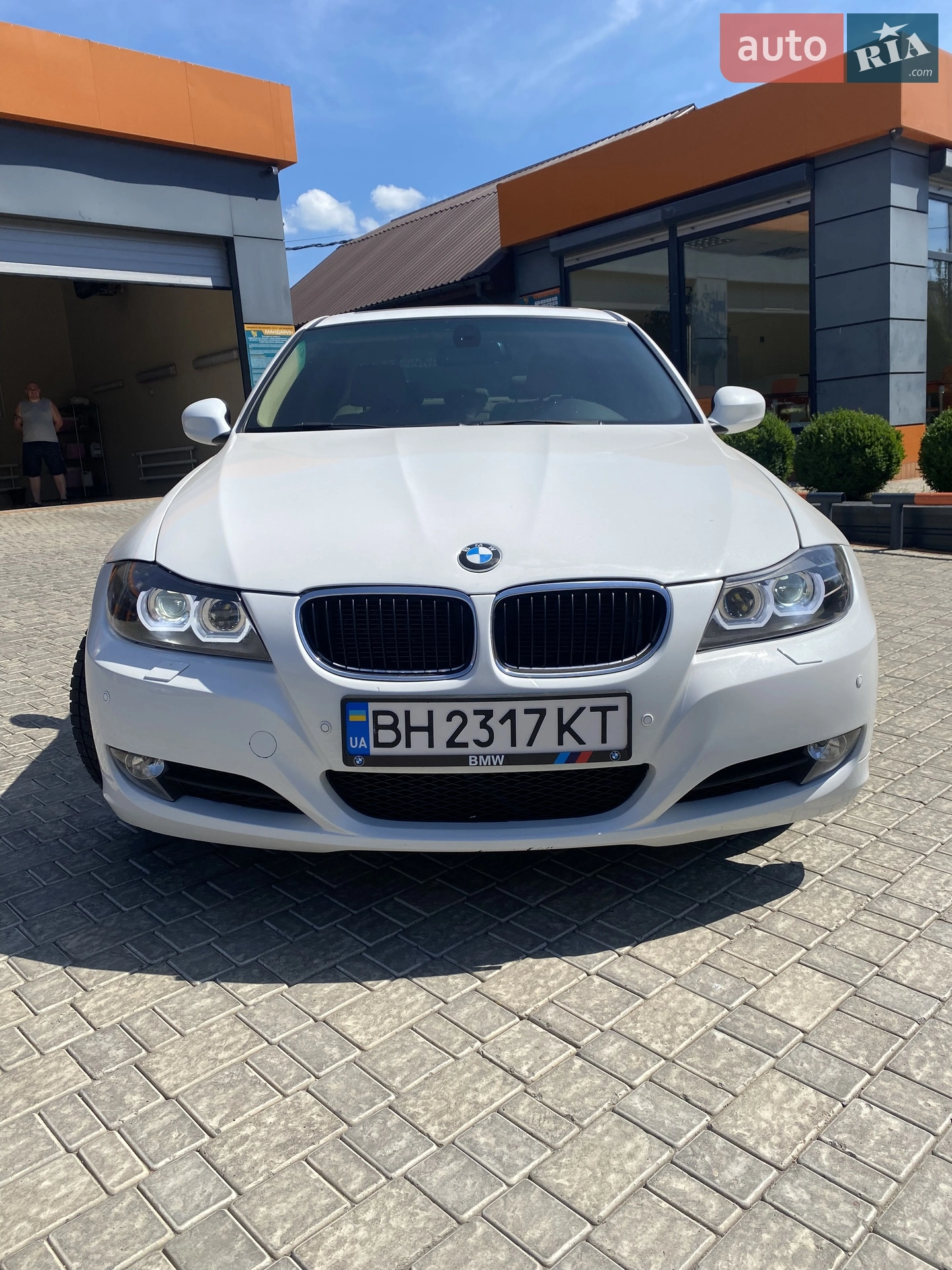 2010 BMW 3er - мініатюра 19