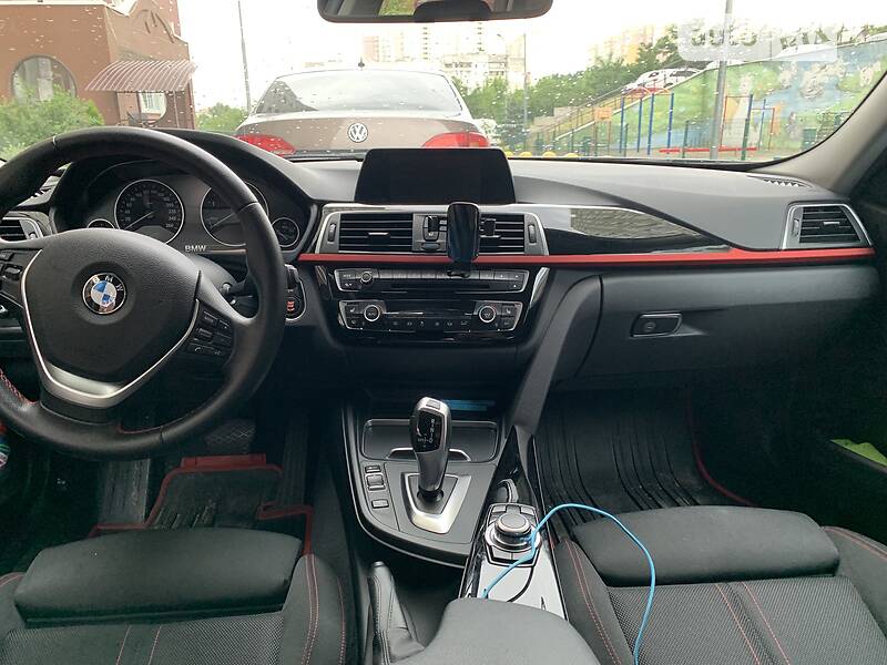 Універсал BMW 3 Series 2016 в Києві