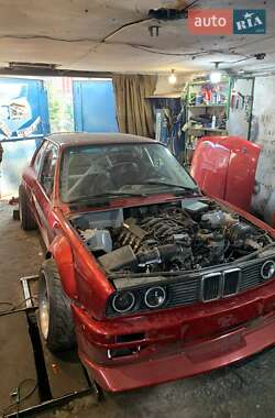 Седан BMW 3 Series 1985 в Харкові