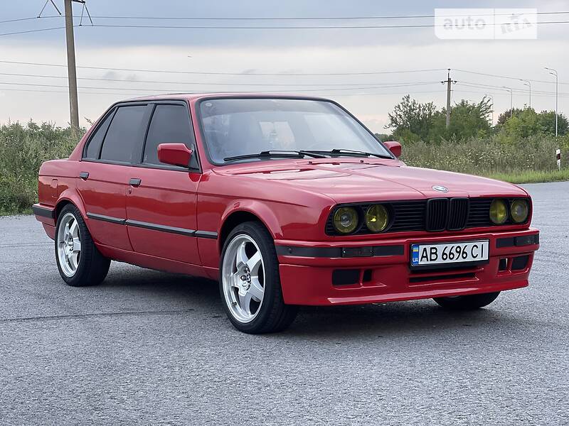 Седан BMW 3 Series 1988 в Вінниці