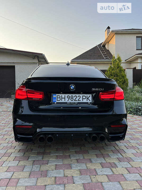 Седан BMW 3 Series 2016 в Одесі
