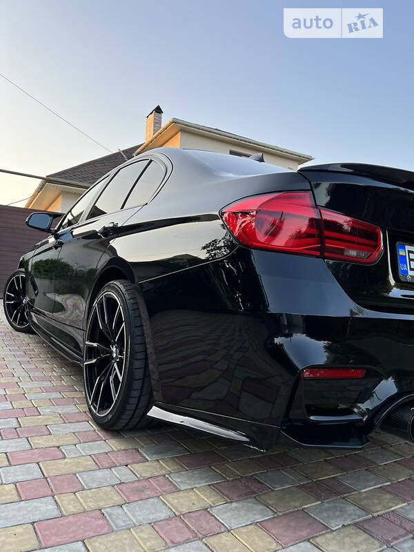 Седан BMW 3 Series 2016 в Одесі