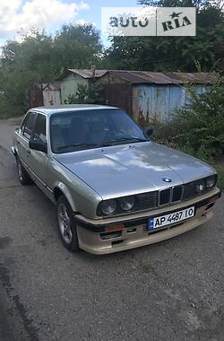 Седан BMW 3 Series 1984 в Запоріжжі