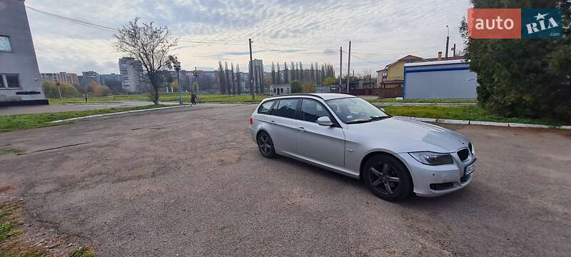 Универсал BMW 3 Series 2010 в Ровно